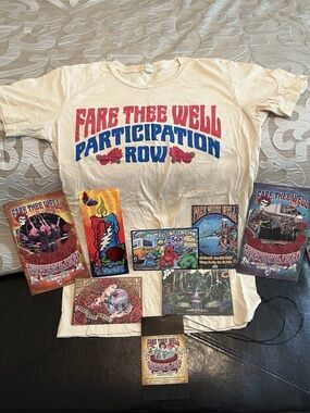 Grateful Dead Fare Thee Well 2015 Lot - Chicago Ticket, 4 Postcards, Tee & more